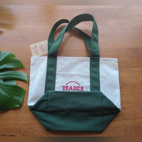 NWT Trader Joe's Mini Canvas Green Tote Bag - Picture 7 of 10